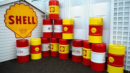 Shell est en pleine restructuration à l'heure du réchauffement climatique. Son ambition : devenir l'un des plus grands électriciens du monde grâce aux énergies renouvelables.&nbsp; (CORBIS VIA GETTY IMAGES)