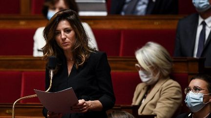 Coralie Dubost, à l'Assemblée nationale, le 6 octobre 2020. (CHRISTOPHE ARCHAMBAULT / AFP)