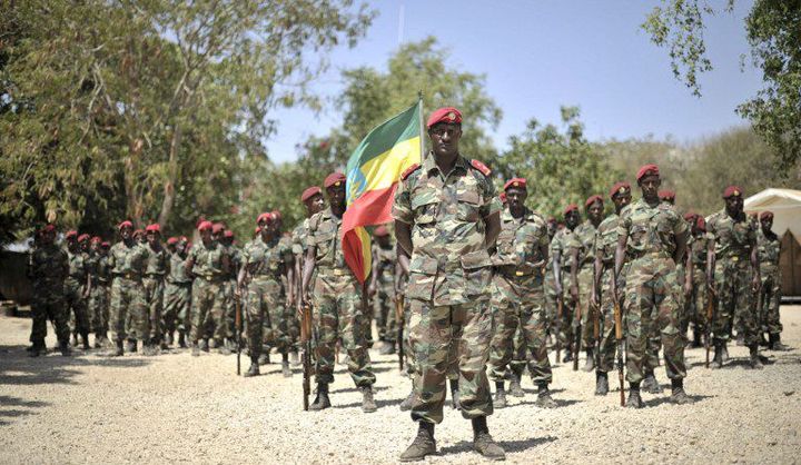 Soldats éthiopiens pendant une cérémonie à Baidoa, Somalie,en janvier 2014. (TOBIN JONES / AU UN IST / AFP)