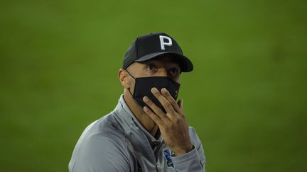 Thierry Henry sur le banc du CF Montreal lors du match retour du quarts de finale de Ligue des champions Concacaf contre Olimpia (Honduras). (JOSE LUIS MELGAREJO / 510)