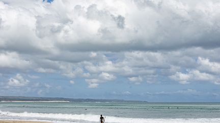 La plage de&nbsp;Seminyak à Bali, en Indonésie, le 7 août 2020. (MADE NAGI / EPA)