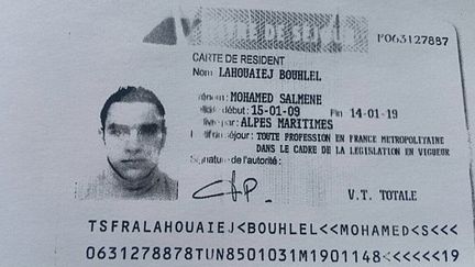 Une copie du permis de s&eacute;jour de Mohamed Lahouaiej-Bouhlel, diffus&eacute;e par la police de 15 juillet 2016. (AFP)