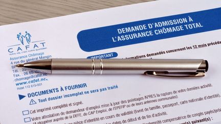 Formulaire de demande d'admission à l'assurance chômage totale. (RICHARD VILLALON / MAXPPP)