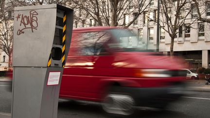  (© Fotiolia : Les radars, victimes de la rigueur?)