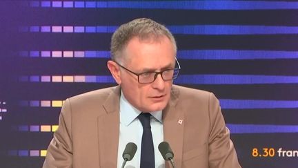 Philippe Juvin, député LR et chef des urgences de l’hôpital Georges Pompidou, le 1er novembre 2024 sur franceinfo. (FRANCEINFO / RADIO FRANCE)