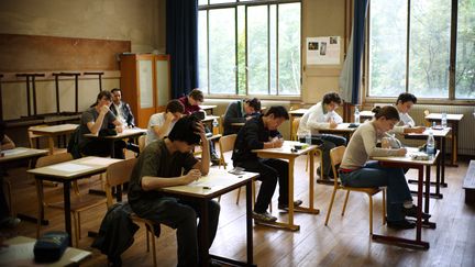 Contractuels dans l'Éducation nationale : les abus de l'État dénoncés