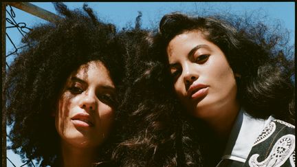 Les jumelles Ibeyi ont sorti ce vendredi leur très attendu deuxième album, "Ash". (Amber Mahoney)