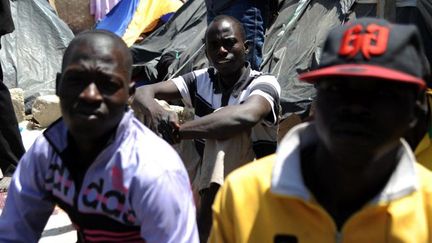 Migrants nigériens en attente de leur explusion (Boufarik, 2014) (FAROUK BATICHE / AFP)