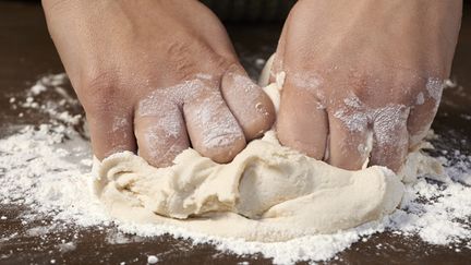 &nbsp; (Ces clandestins étaient employés dans des boulangeries en région parisienne et en Normandie © Fotolia |vkara)