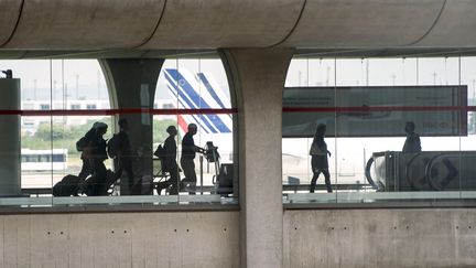 L'a&eacute;roport de Roissy Charles-de-Gaulle, le 11 juin 2013. (FRED DUFOUR / AFP)