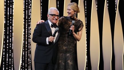 Le réalisateur américain Martin Scorsese et l'actrice australienne Cate Blanchett, lors de la cérémonie d'ouverture du 71e Festival de Cannes, le 8 mai 2018.&nbsp; (VALERY HACHE / AFP)