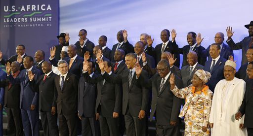 Barack Obama avec plusieurs dirigeants africains au sommet USA/Afrique à Washington le 6 Août 2014 (Photo Reuters/Jonathan Ernst)