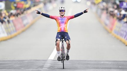 Retrouvez les meilleurs moments de la 20e édition du Tour des Flandres féminin.