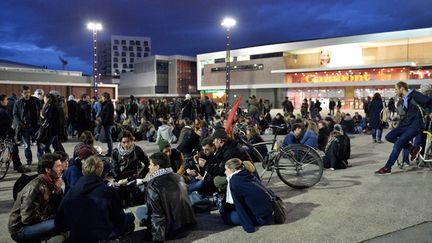 &nbsp; (Nuit Debout sur l'esplanade De gaulle à Rennes © MaxPPP)