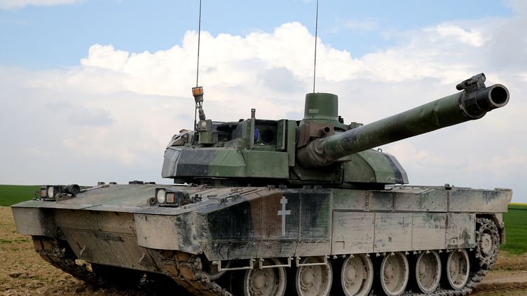 A Leclerc tank of the French army on maneuvers in the Marne, May 1, 2023. (FRANCOIS NASCIMBENI / AFP)