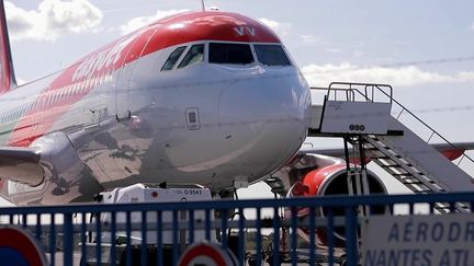 Nantes : l'inquiétude des riverains face à l'agrandissement de l'aéroport (FRANCE 2)