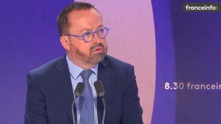 Agression à Annemasse : le ministre de la Santé favorable à un 