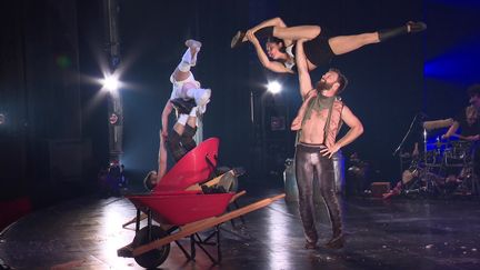 Le cirque Alphonse&nbsp;et son spectacle "Animal"&nbsp;se produit jusqu'au 26 novembre à la Rochelle.&nbsp; (France 3 Atlantique)