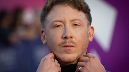 Le chanteur français Eddy de Pretto le 2 septembre 2022 à Deauville (Calvados).&nbsp; (LOIC VENANCE / AFP)