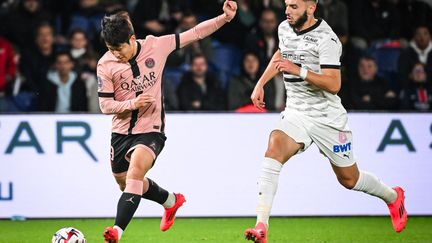 Kang-In Lee face à Rennes en Ligue 1, le 27 septembre 2024, au Parc des Princes. (MATTHIEU MIRVILLE / MATTHIEU MIRVILLE)