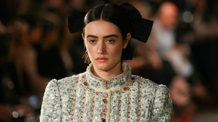 Collection Chanel haute couture automne-hiver 2024-25 au Palais Garnier (Opéra national de Paris), le 25 juin 2024. (ALAIN JOCARD / AFP)