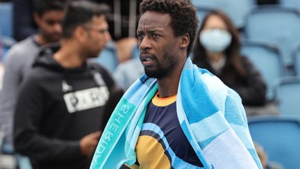 Gaël Monfils après sa défaire face à Emil Ruusuvuori à l'Open d'Australie, le 8 février 2021.  (DAVID GRAY / AFP)