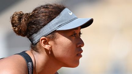 Naomi Osaka lors du premier tour de Roland-Garros, le 30 mai 2021, à Paris.&nbsp; (MUSTAFA YALCIN / ANADOLU AGENCY)