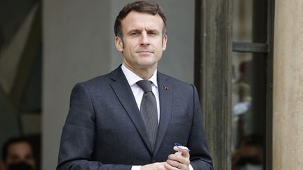 Emmanuel Macron à l'Elysée (Paris), le 14 février 2022.&nbsp; (LUDOVIC MARIN / AFP)