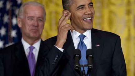 Le président américain Barack Obama et le vice-président américain Joe Biden (26 octobre 2010) (AFP/JIM WATSON)