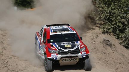 Le Toyota Hilux (Overdive) de Bernhard Ten Brinke est parti en fumée (FLORENT GOODEN / DPPI MEDIA)