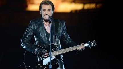 Johnny Hallyday en concert &agrave; Moscou, en Russie, le 27 octobre 2012. (NATALIA KOLESNIKOVA / AFP)