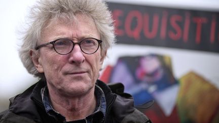 Jean-Baptiste Eyraud, porte-parole du Droit au logement, manifeste contre le mal-logement le 27 octobre 2012, &agrave; Paris. (JOEL SAGET / AFP)