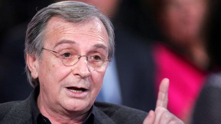 G&eacute;rard Rinaldi sur le plateau de "Vivement dimanche", sur France 2,&nbsp;en 2007. (DUGIT  / LE PARISIEN / MAXPPP)