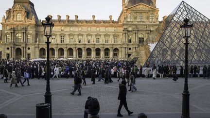 Louvre en danger : dans une note confidentielle adressée à Rachida Dati, la présidente alerte sur l'état du musée