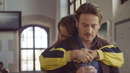 "Lola vers la mer", un film d'amour entre un père et son fils qui veut devenir une fille