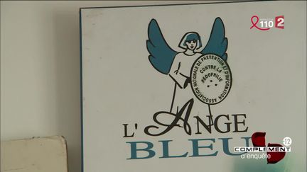 Complément d'enquête. L'Ange bleu met face à face pédophiles et victimes