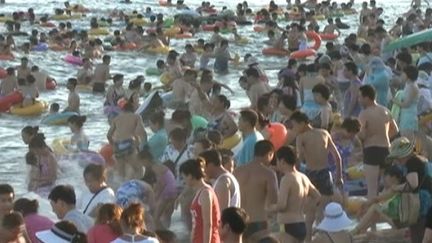 Une plage en Chine (FTV)