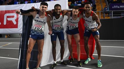 Deuxième médaille pour l'équipe de France dans ces Championnats d'Europe en salle, avec de l'argent cette fois-ci dans la finale du 4 x 400 m messieurs. Grâce à une dernière ligne droite de folie, Muhammad Abdallah Kounta permet aux Bleus (3'06"52) de finir derrière la Belgique (3'05"83), menée par les frères Borlée, et juste devant les Pays-Bas (3'06"59).