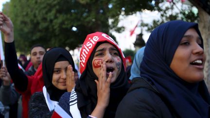 Des Tunisiennes, lors du cinquième anniversaire de la révolution sur l'avenue Bourguiba à Tunis, le 14 janvier 2016.  (REUTERS/Zoubeir Souissi)