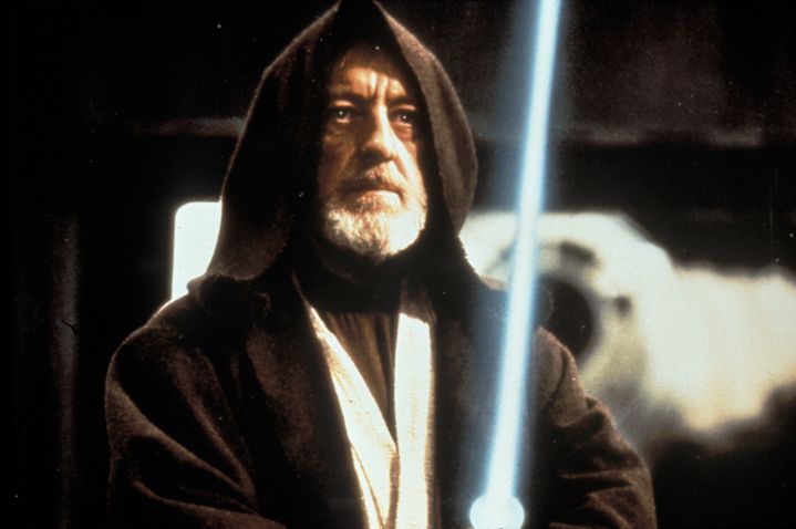 Alec Guinness  en Obi-Wan dans "Star Wars épisode IV Un nouvel espoir" (1977).
 (LUCASFILM / ARCHIVES DU 7EME ART / PHOTO12)