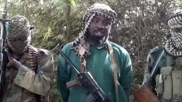 L'imam Shekau sur une capture d'&eacute;cran d'une vid&eacute;o de Boko Haram. ( BOKO HARAM / AFP)