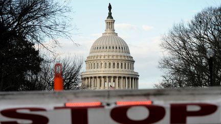 Le Capitole à Washington (Etats-Unis), le 22 décembre 2018, à l'entrée en vigueur du troisième "shutdown" sous le mandat de Donald Trump. (JOSHUA ROBERTS / REUTERS)