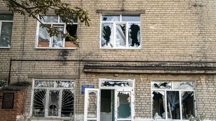 L'hôpital de la ville de Siversk, dans la région de Donetsk, le 10 juillet 2024. (JOSE COLON / ANADOLU / AFP)