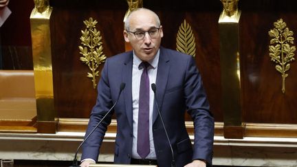 Paul Christophe, zum Minister für Solidarität, Autonomie und Gleichstellung von Frauen und Männern der Barnier-Regierung ernannt, in der Nationalversammlung am 6. Februar 2023. (LUDOVIC MARIN / AFP)