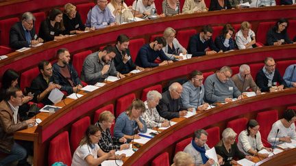 Des membres de la Convention citoyenne pour le climat, le 4 octobre 2019 à Paris. (MAXPPP)