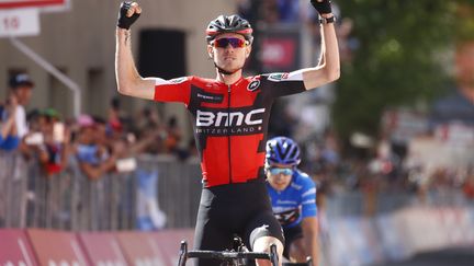 Tejay Van Garderen devance Mikel Landa pour la victoire d'étape (LUK BENIES / AFP)