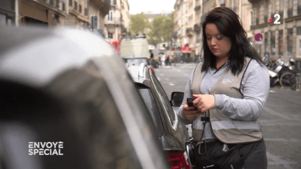 ENVOYÉ SPÉCIAL&nbsp; / FRANCE 2 Stationnement : quand les agents qui verbalisent sont eux-mêmes surveillés (ENVOYÉ SPÉCIAL  / FRANCE 2)