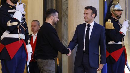 Le président ukrainien Volodymyr Zelensky a une nouvelle fois été reçu à l'Elysée par Emmanuel Macron, le 14 mai 2023. (LUDOVIC MARIN / AFP)