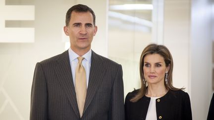 Le prince Felipe et la princesse Letizia &agrave; l'inauguration du nouveau bureau de l'agence de presse Efe &agrave; Madrid (Espagne), le 13 f&eacute;vrier 2014. (SAMUEL DE ROMAN / SIPA)