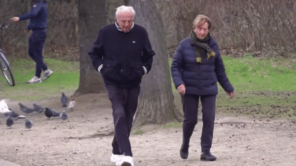 Selon une étude, dévoilée jeudi 23 février, on reste en forme plus longtemps aussi bien pour les femmes que pour les hommes. Après 65 ans, il nous reste en moyenne entre 11 et 13 ans en bonne santé. (FRANCE 3)